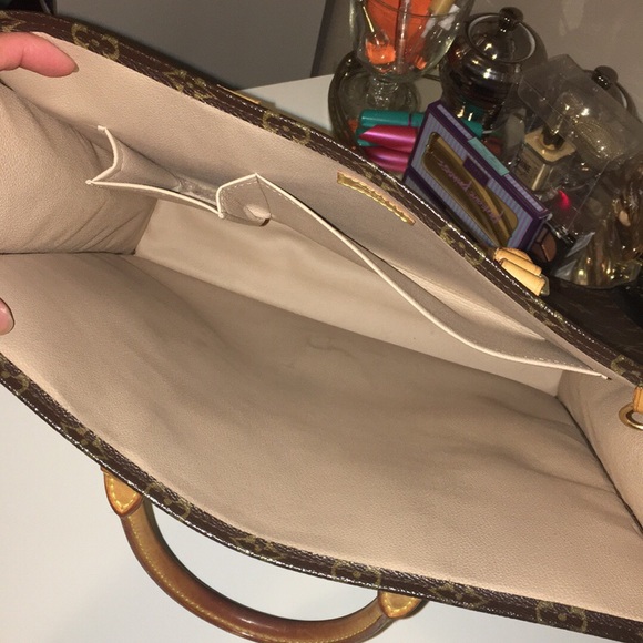 LV Sac Plat Tote - Picture 5 of 8